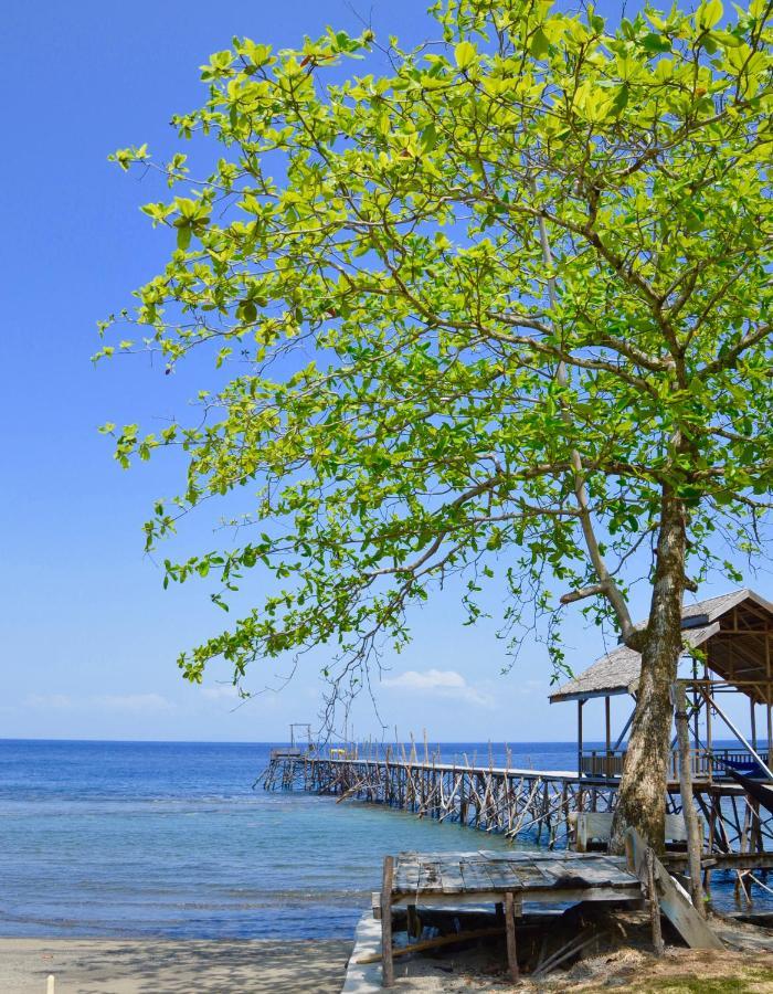 Pristine Paradise Dive Resort - Togean Islands, Una Una Pulau Unauna Екстер'єр фото