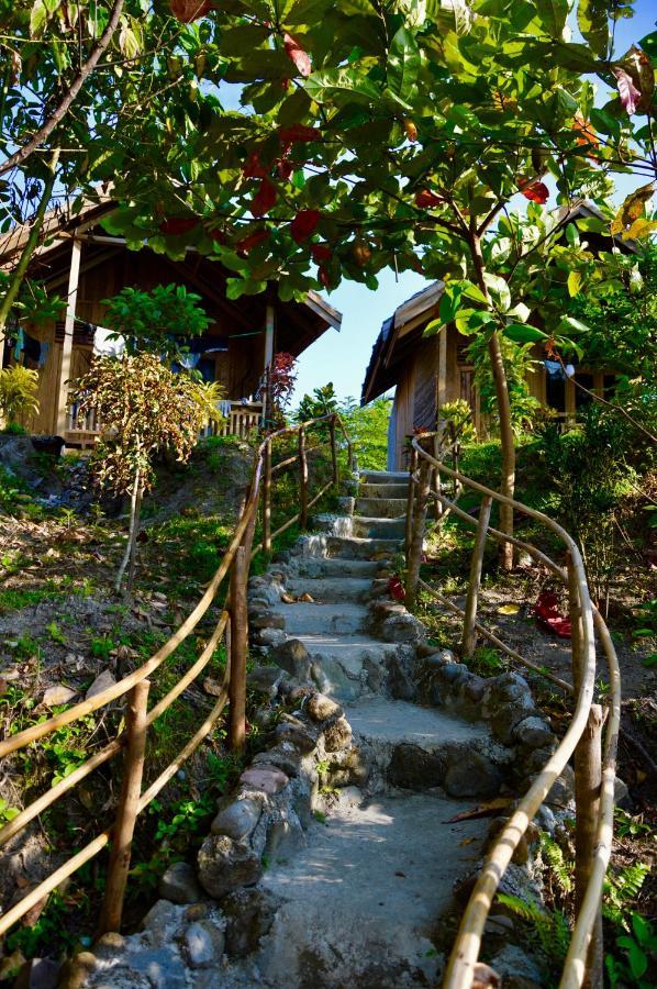 Pristine Paradise Dive Resort - Togean Islands, Una Una Pulau Unauna Екстер'єр фото