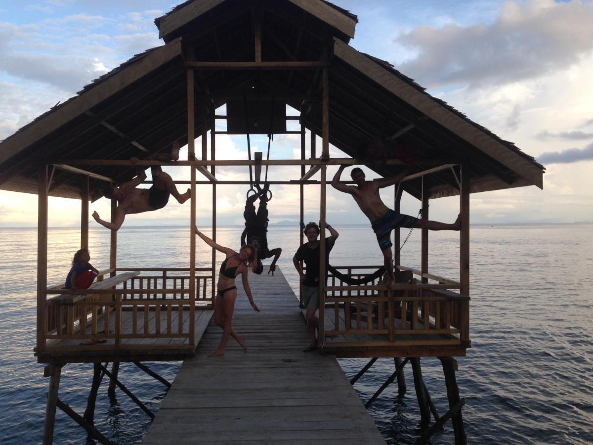 Pristine Paradise Dive Resort - Togean Islands, Una Una Pulau Unauna Екстер'єр фото