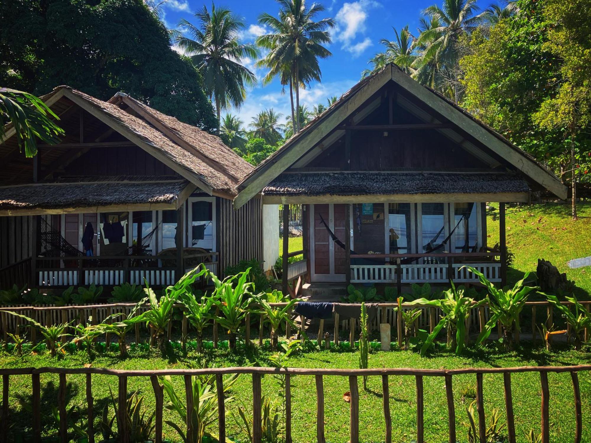 Pristine Paradise Dive Resort - Togean Islands, Una Una Pulau Unauna Екстер'єр фото