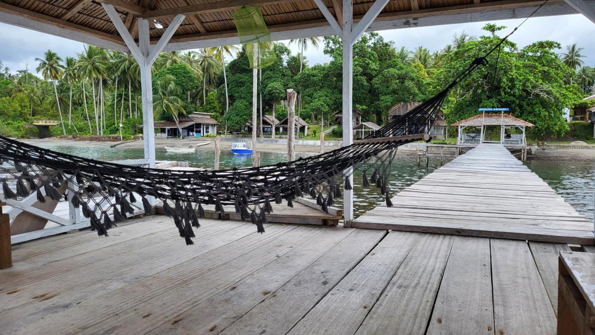 Pristine Paradise Dive Resort - Togean Islands, Una Una Pulau Unauna Екстер'єр фото